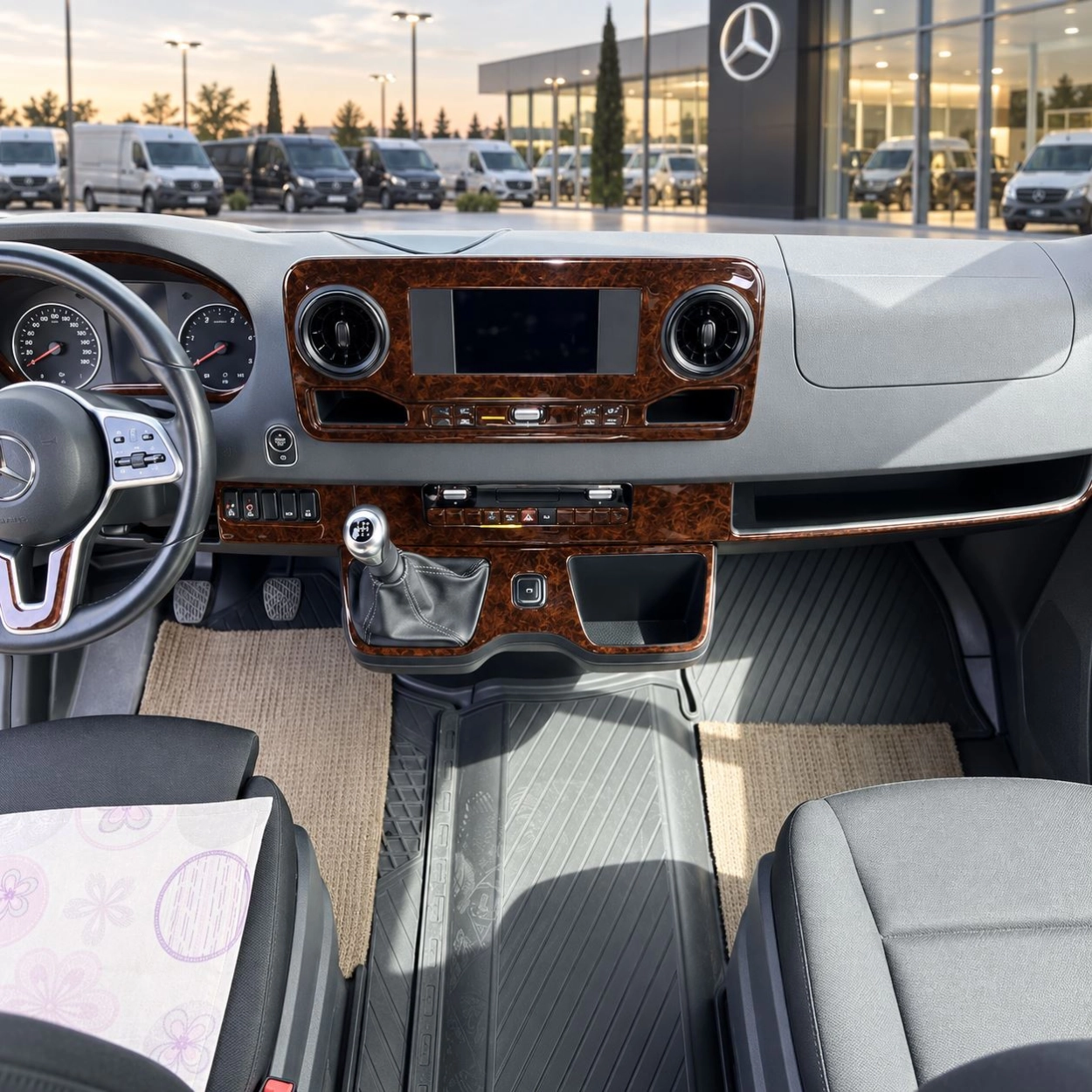 Kit decorativo per interni Mercedes-Benz Sprinter W907, vista dei componenti